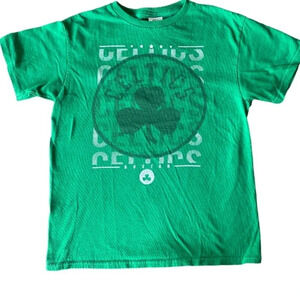 BOSTON CELTICS BOYS GIRLS GREEN TSHIRT TEE TOP SHIRT YOUTH SIZE M